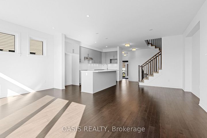 Photo 4 at 740 Pipit Lane, Nepean (Half Moon Bay), Ottawa