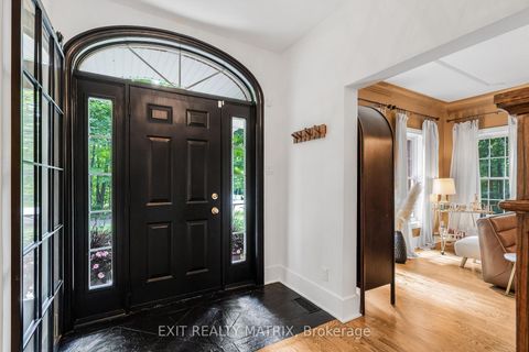 Photo 4 at 1271 GEORGES VANIER Drive, Cumberland Ridge, Orleans