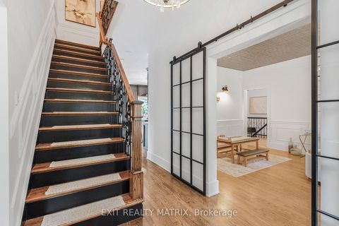 Photo 5 at 1271 GEORGES VANIER Drive, Cumberland Ridge, Orleans