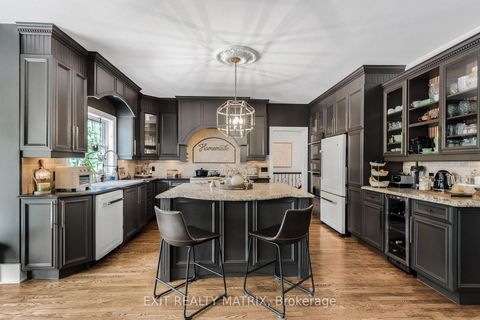 Photo 8 at 1271 GEORGES VANIER Drive, Cumberland Ridge, Orleans