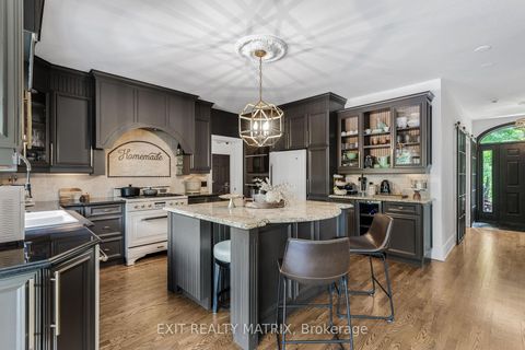 Photo 9 at 1271 GEORGES VANIER Drive, Cumberland Ridge, Orleans