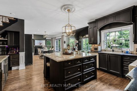 Photo 10 at 1271 GEORGES VANIER Drive, Cumberland Ridge, Orleans