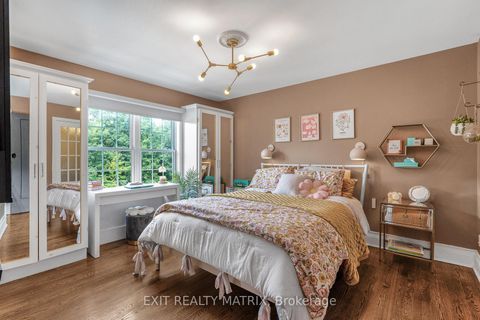 Photo 19 at 1271 GEORGES VANIER Drive, Cumberland Ridge, Orleans