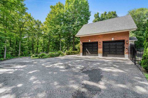 Photo 31 at 1271 GEORGES VANIER Drive, Cumberland Ridge, Orleans