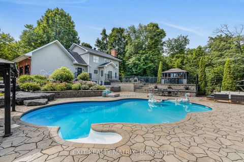 Photo 39 at 1271 GEORGES VANIER Drive, Cumberland Ridge, Orleans