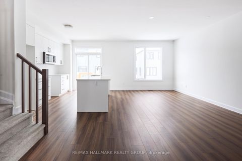 Photo 2 at 578 Roundhouse Crescent, Stittsville (South), Stittsville