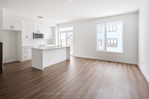 Photo 4 at 578 Roundhouse Crescent, Stittsville (South), Stittsville