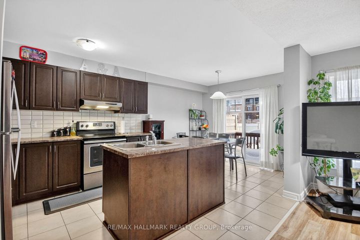 Photo 12 at 205 Mancini Way, Nepean (Strandherd), Ottawa