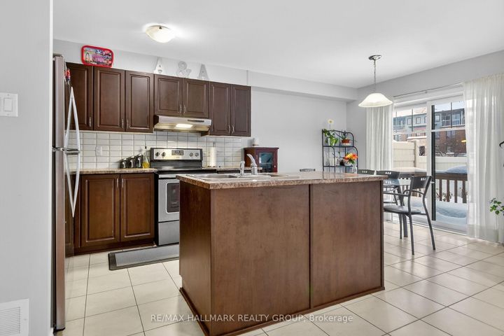 Photo 14 at 205 Mancini Way, Nepean (Strandherd), Ottawa