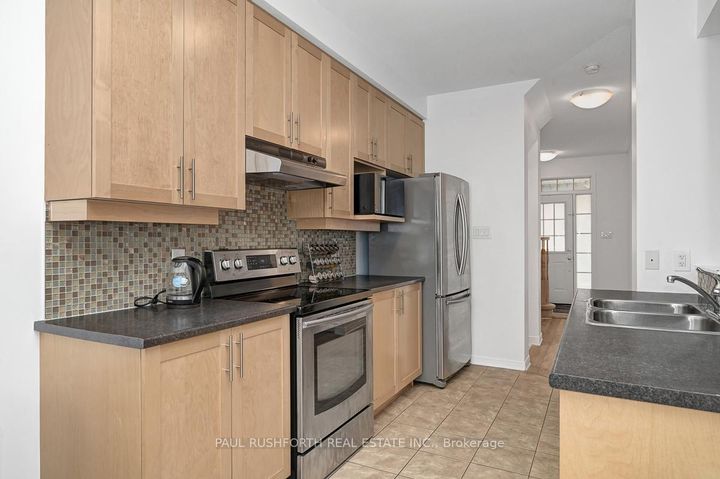 Photo 14 at 606 Pamplona Private, Nepean (Stonebridge), Ottawa