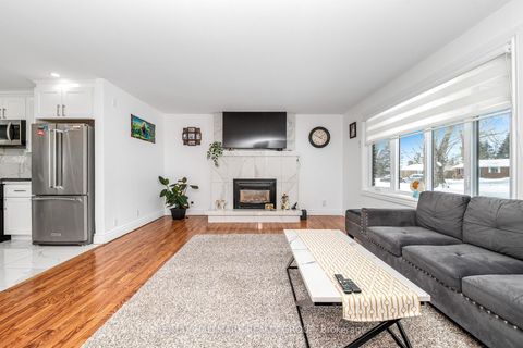 Photo 6 at 1190 Maple Avenue, Manotick Village & Manotick Estates, Manotick