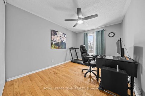 Photo 19 at 8 Crownridge Drive, Emerald Meadows/Trailwest, Kanata