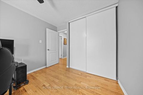 Photo 20 at 8 Crownridge Drive, Emerald Meadows/Trailwest, Kanata