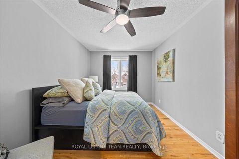 Photo 22 at 8 Crownridge Drive, Emerald Meadows/Trailwest, Kanata