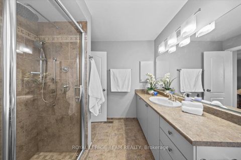 Photo 25 at 8 Crownridge Drive, Emerald Meadows/Trailwest, Kanata