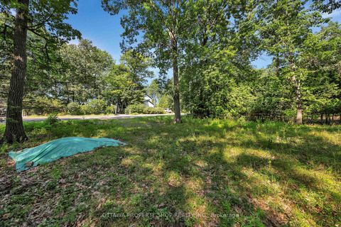 Photo 6 at 675 Bayview Drive, Constance Bay