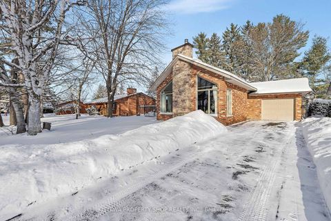 Photo 0 at 33 Rutherford Crescent, Beaverbrook, Kanata