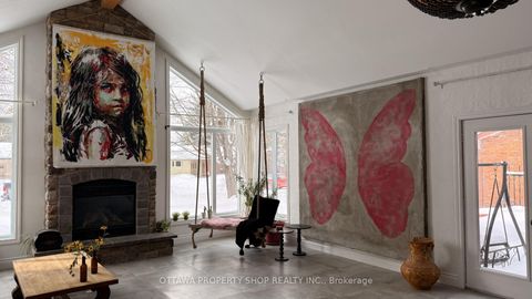 Photo 4 at 33 Rutherford Crescent, Beaverbrook, Kanata