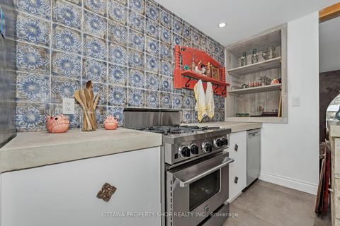 Photo 22 at 33 Rutherford Crescent, Beaverbrook, Kanata