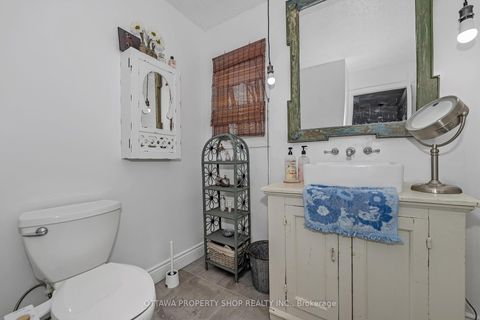 Photo 33 at 33 Rutherford Crescent, Beaverbrook, Kanata