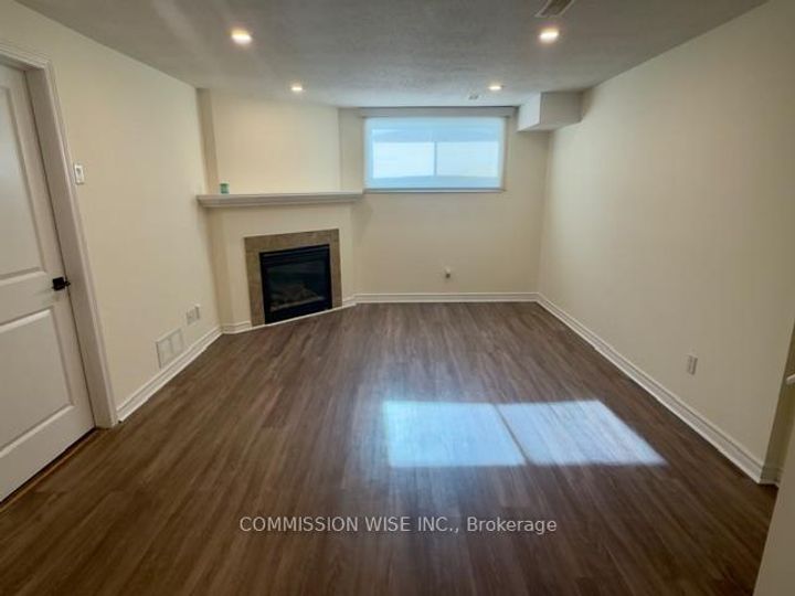 Photo 19 at 18 Madelon Drive, Nepean (Longfields), Ottawa