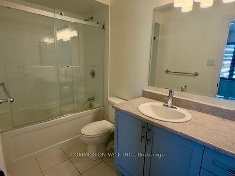 Photo 14 at 18 Madelon Drive, Nepean (Longfields), Ottawa