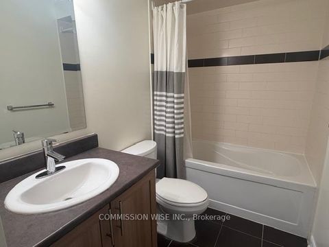 Photo 15 at 18 Madelon Drive, Nepean (Longfields), Ottawa