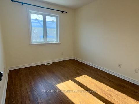 Photo 17 at 18 Madelon Drive, Nepean (Longfields), Ottawa