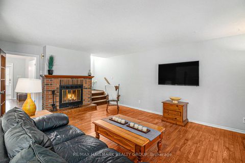 Photo 7 at 270 Mceachern Crescent, Bilberry Creek/Queenswood Heights, Orleans