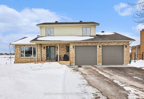 Photo 1 at 89 Queen Charlotte Street, Richmond, Stittsville