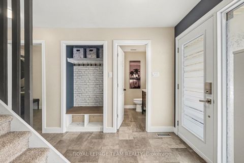 Photo 4 at 89 Queen Charlotte Street, Richmond, Stittsville