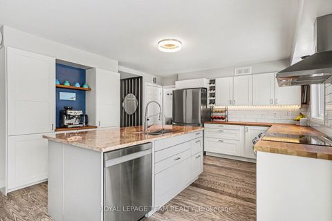 Photo 12 at 89 Queen Charlotte Street, Richmond, Stittsville