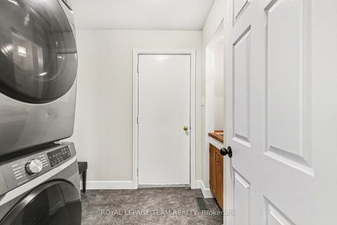 Photo 18 at 89 Queen Charlotte Street, Richmond, Stittsville