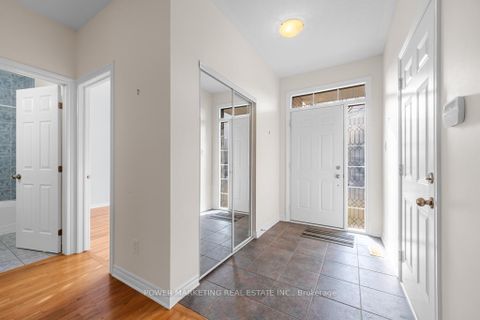 Photo 4 at 192 FELICITY Crescent, Mer Bleue/Bradley Estates/Anderson Park, Orleans