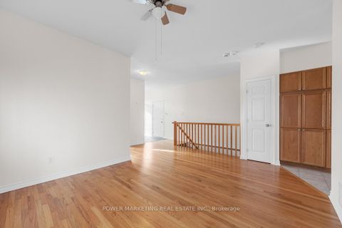 Photo 7 at 192 FELICITY Crescent, Mer Bleue/Bradley Estates/Anderson Park, Orleans