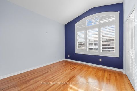 Photo 9 at 192 FELICITY Crescent, Mer Bleue/Bradley Estates/Anderson Park, Orleans