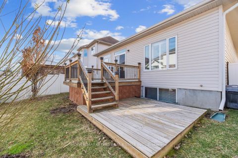 Photo 33 at 192 FELICITY Crescent, Mer Bleue/Bradley Estates/Anderson Park, Orleans