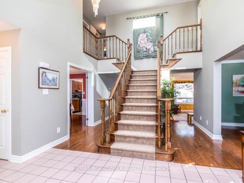 Photo 11 at 182 Palomino Drive, Bridlewood, Kanata