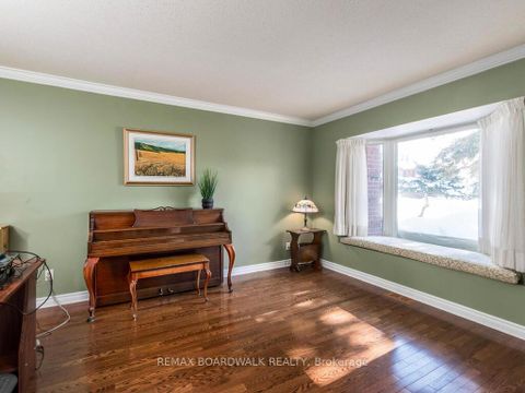 Photo 14 at 182 Palomino Drive, Bridlewood, Kanata