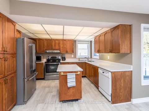 Photo 19 at 182 Palomino Drive, Bridlewood, Kanata