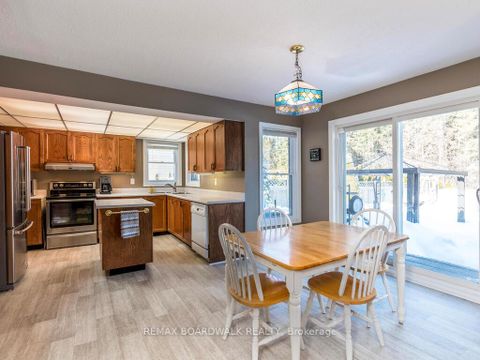 Photo 20 at 182 Palomino Drive, Bridlewood, Kanata
