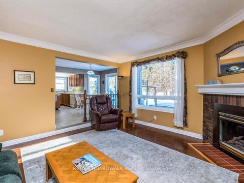 Photo 22 at 182 Palomino Drive, Bridlewood, Kanata
