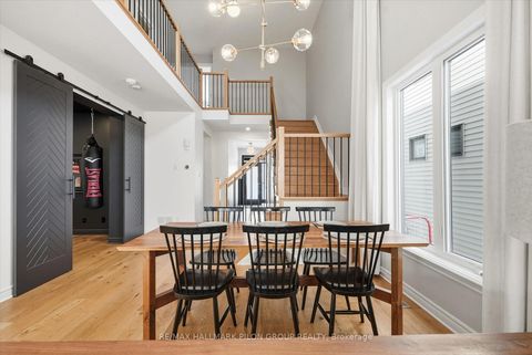 Photo 9 at 274 Shinleaf Crescent, Mer Bleue/Bradley Estates/Anderson Park, Orleans