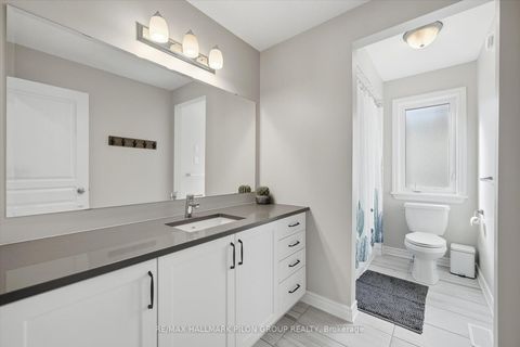 Photo 20 at 274 Shinleaf Crescent, Mer Bleue/Bradley Estates/Anderson Park, Orleans