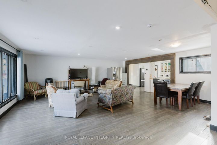 Photo 6 at 1197 Deer Park Road, Nepean (City View/Skyline/Fisher Heights/Parkwood Hills), Ottawa