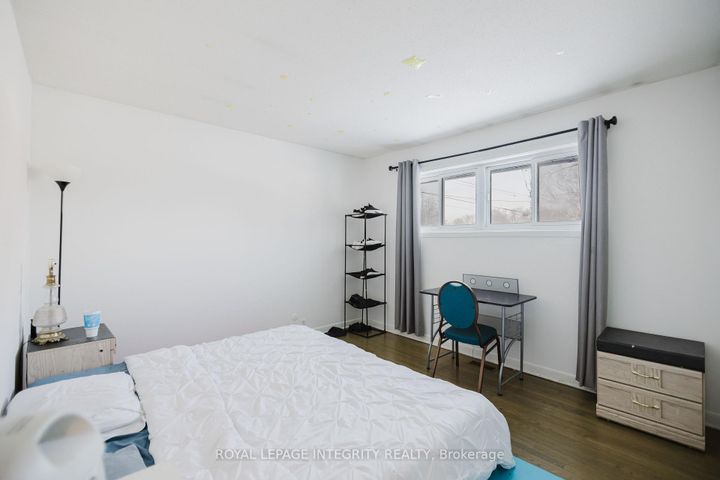 Photo 16 at 1197 Deer Park Road, Nepean (City View/Skyline/Fisher Heights/Parkwood Hills), Ottawa