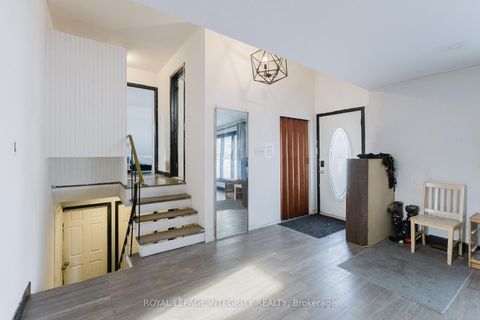 Photo 5 at 1197 Deer Park Road, Nepean (City View/Skyline/Fisher Heights/Parkwood Hills), Ottawa