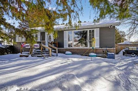 Photo 1 at 73 Adelaide St S Street E, Town of Cardinal, Edwardsburgh/Cardinal