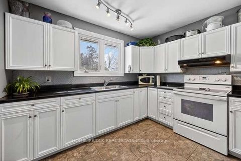 Photo 9 at 73 Adelaide St S Street E, Town of Cardinal, Edwardsburgh/Cardinal