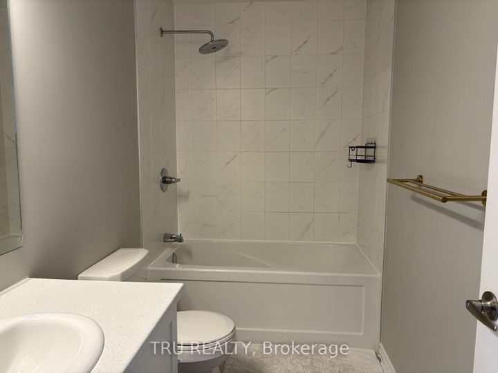 Photo 34 at 34 Coppermine Street, Nepean (Heritage Park), Ottawa